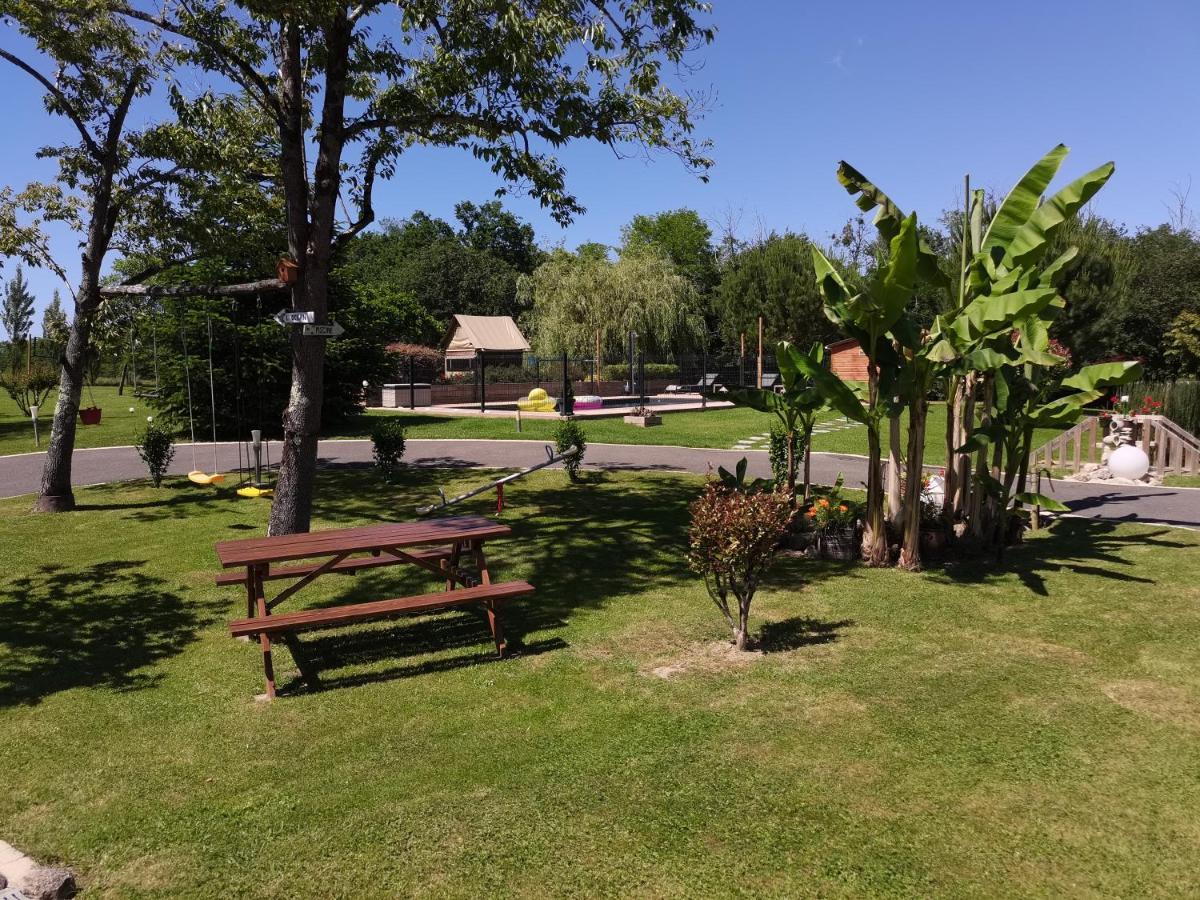 Au Petit Pedegouaty Bed & Breakfast Heugas Eksteriør bilde