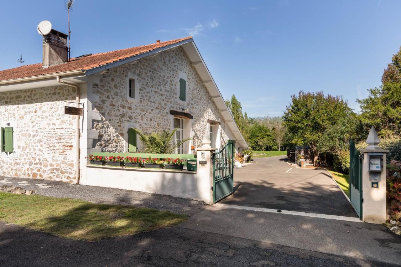 Au Petit Pedegouaty Bed & Breakfast Heugas Eksteriør bilde