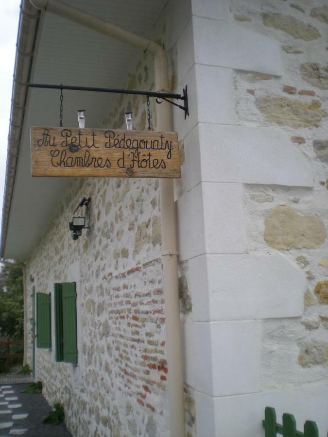 Au Petit Pedegouaty Bed & Breakfast Heugas Eksteriør bilde